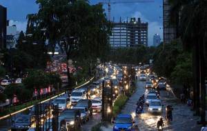 Kemacetan di Jalan Rasuna Said (sumber : mediaindonesia.com)