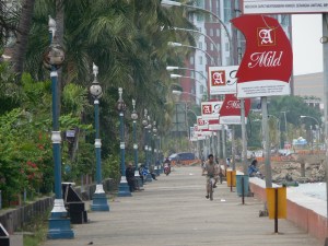 Pedestrian di Pantai Losari